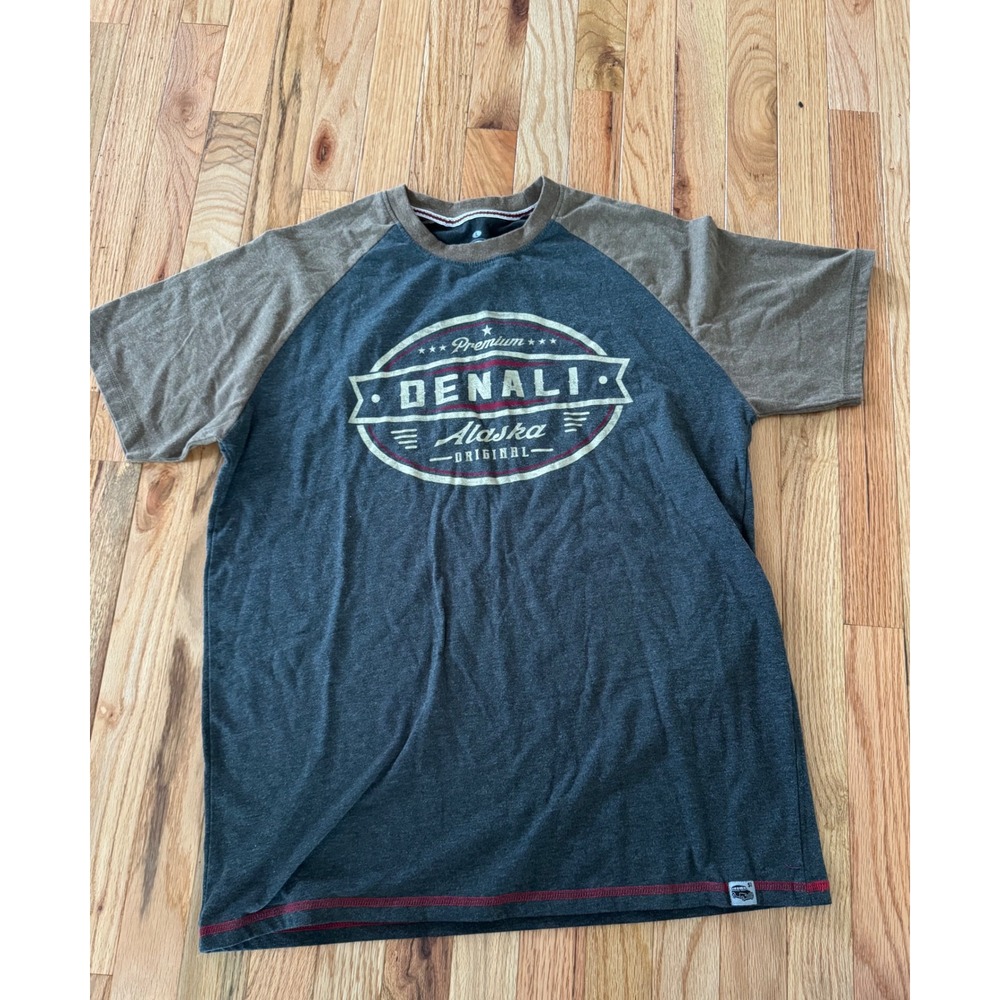 Red Thread Premium P51 Denali Alaska Raglan Graphic T-Shirt Mens Large Gray Tan